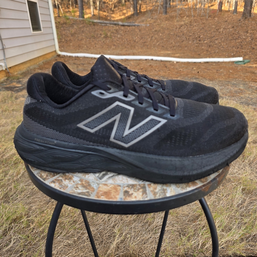 New Balance M880K15 Black Running Shoes Sneaker Unisex Men Sz 13 Women Sz 14.5